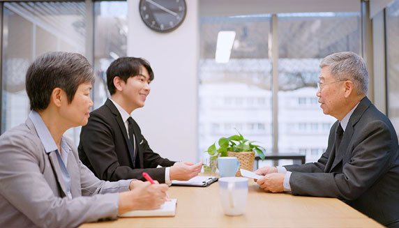 Leadership Services: